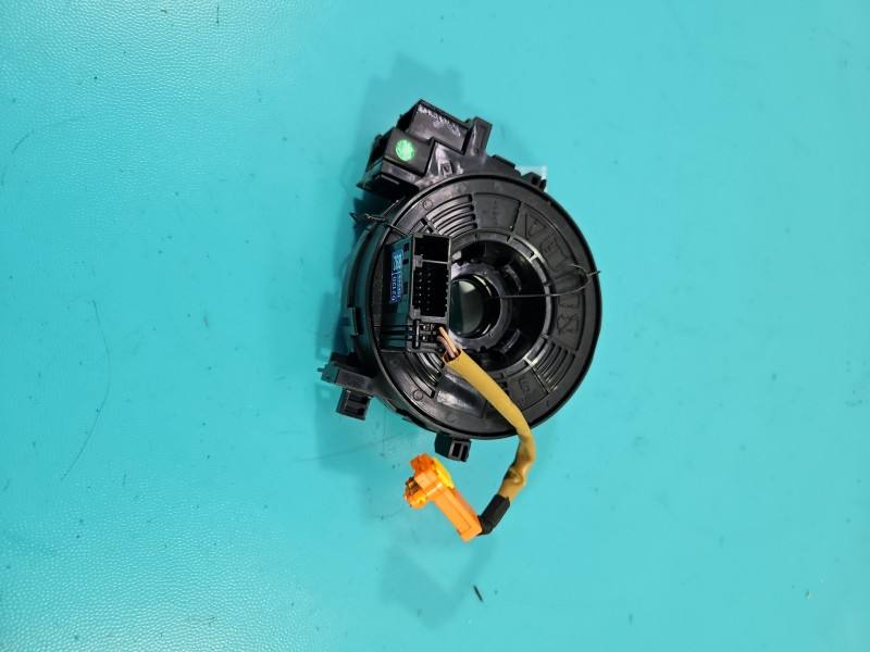 Шлейф руля Toyota Auris 02120-75E549
