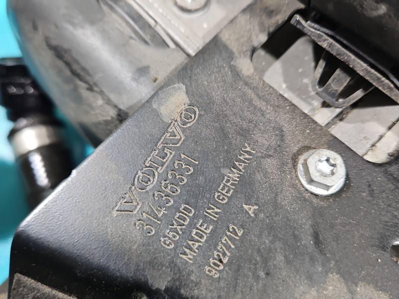 Автономний обігрівач Webasto Volvo V90 31469689 — фото деталі 4