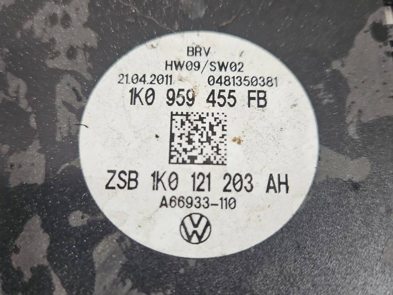 Вентилятор радіатора дифузор Volkswagen Golf 6 1K0959455FB — фото деталі 3