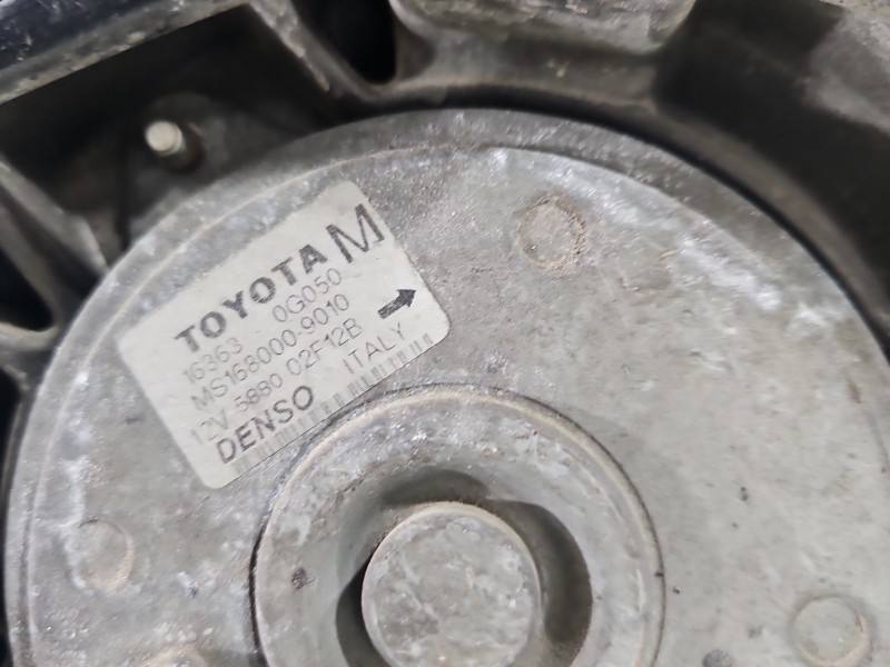 Вентилятор радіатора дифузор Toyota Avensis T25 163630G060-A — фото деталі 4