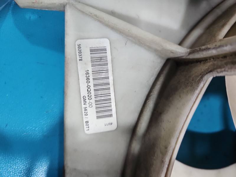 Вентилятор радіатора дифузор Toyota Aygo 16360-0Q020 — фото деталі 3