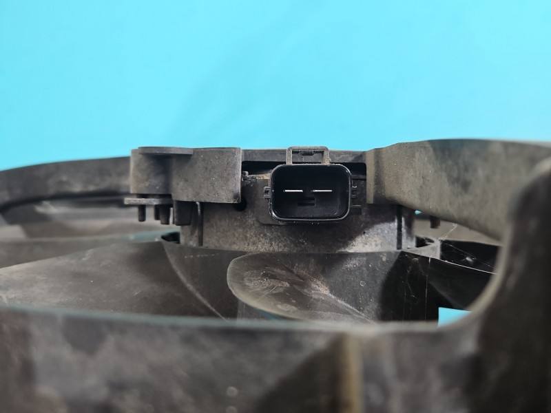 Вентилятор радіатора дифузор Ford S-max E1G3-8C607-AA — фото деталі 9