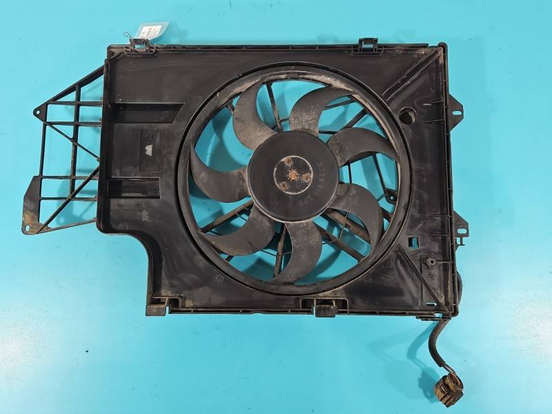 Вентилятор радіатора дифузор Volkswagen Transporter T5 0130303290
