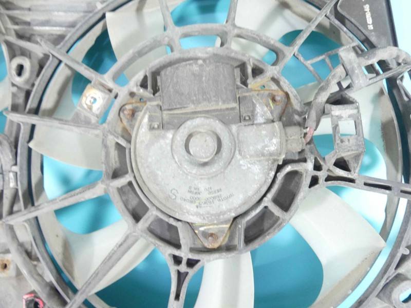 Вентилятор радіатора дифузор Toyota Verso 268000-5000 — фото деталі 5
