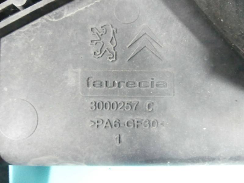 Вентилятор радіатора дифузор Peugeot 508 98372A01 — фото деталі 6