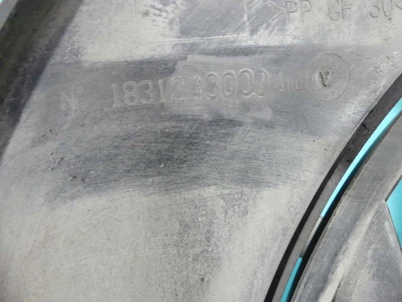 Вентилятор радіатора дифузор Nissan Primastar 8200151873 — фото деталі 3