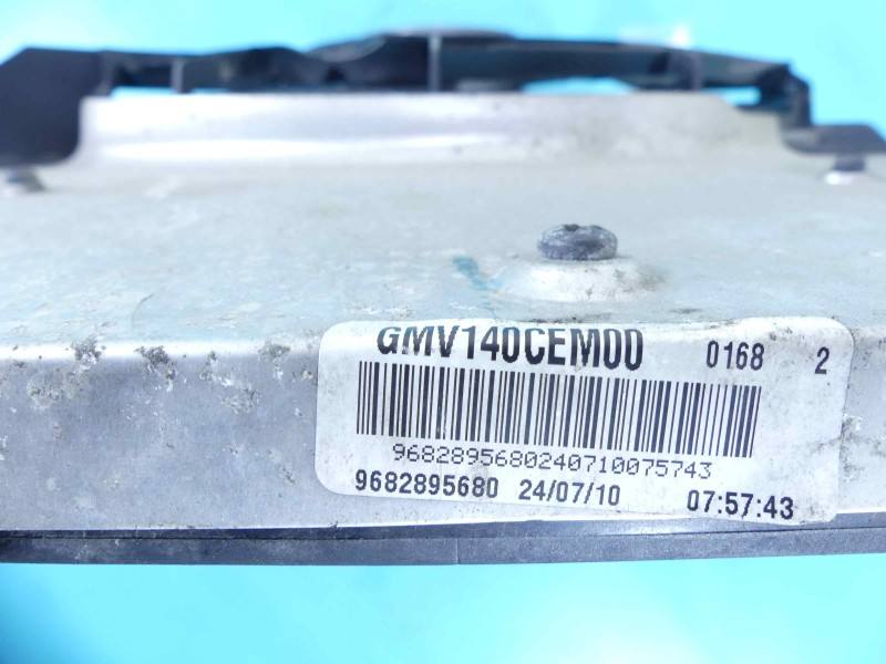 Вентилятор радіатора дифузор Citroen C3 9682895680 — фото деталі 6