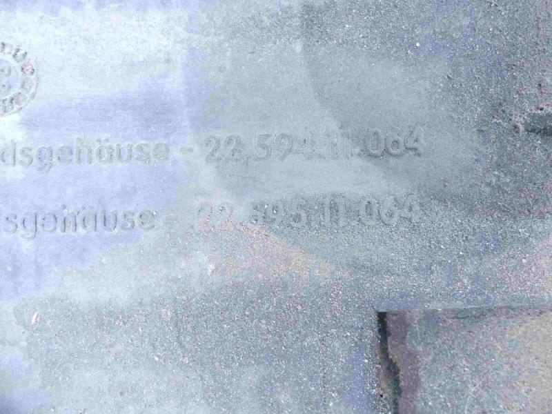 Вентилятор радіатора дифузор Mercedes Vito 0130305232 — фото деталі 4
