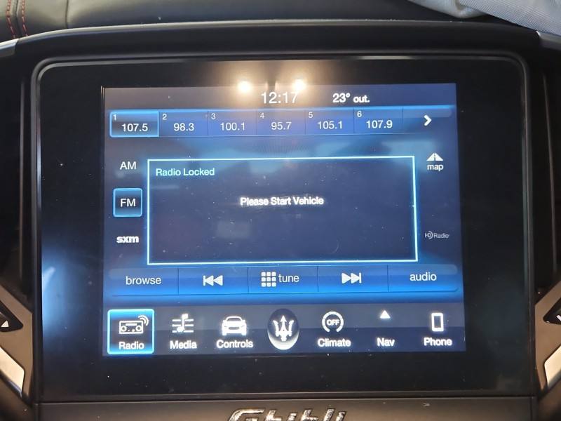 Монітор дисплей бортовий комп'ютер Maserati Ghibli 670104162