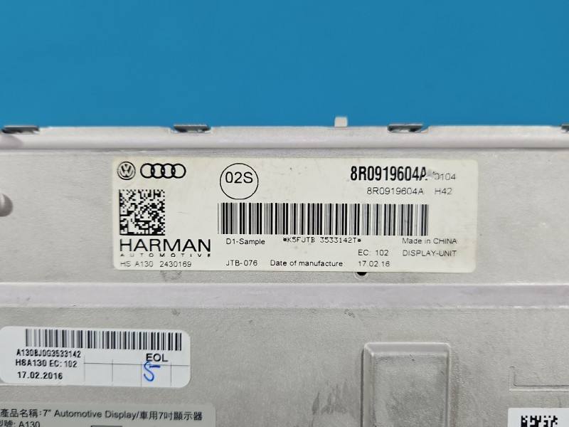 Монітор дисплей бортовий комп'ютер Audi Q5 8R0919604A — фото деталі 7