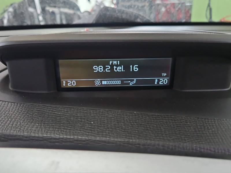 Монітор дисплей бортовий комп'ютер Volvo XC60 30772584