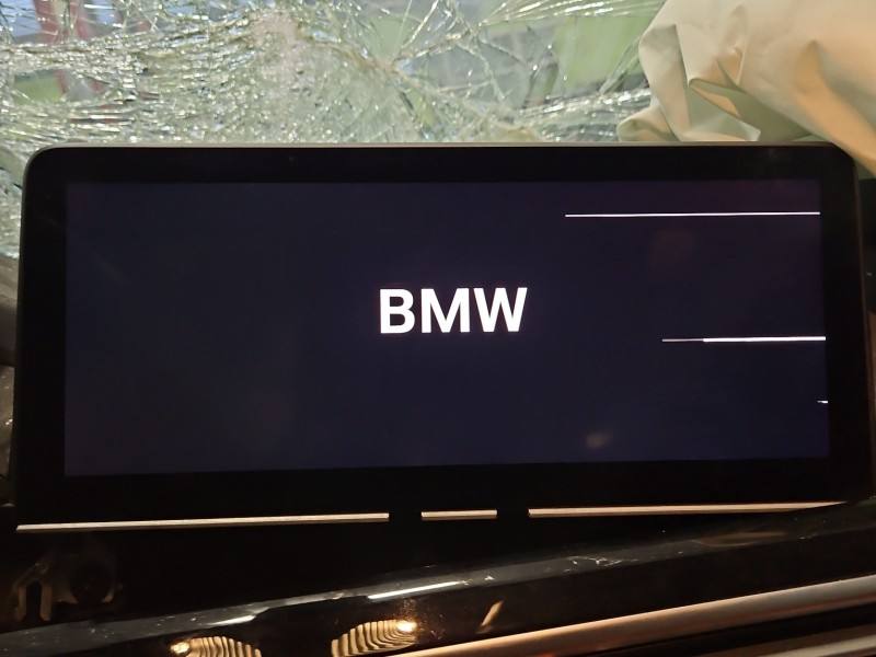 Монитор дисплей бортовой компьютер BMW IX3 G08 10R-0611318