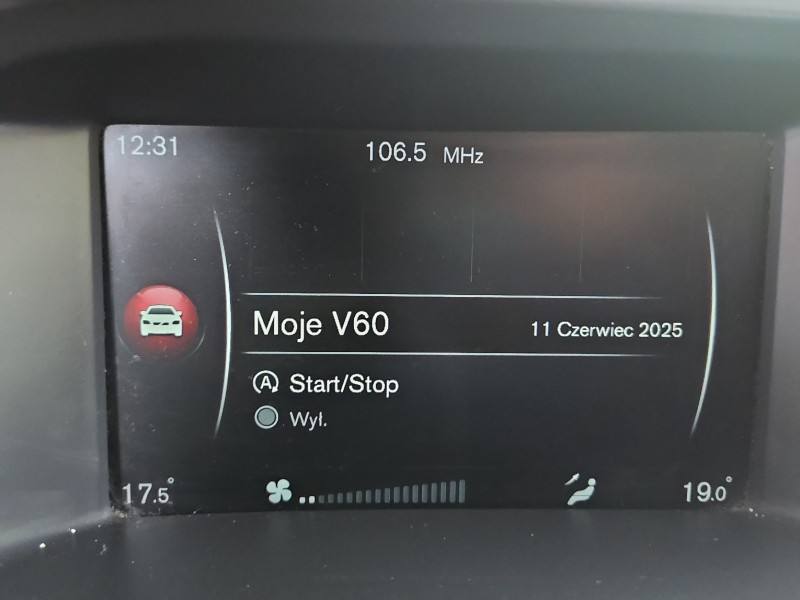 Монітор дисплей бортовий комп'ютер Volvo V60 31382065