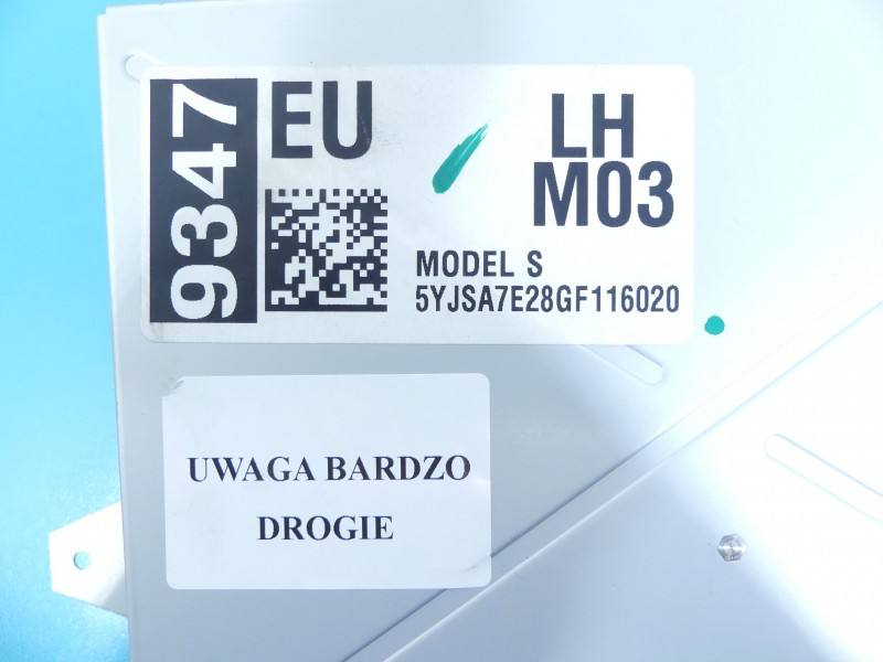 Монітор дисплей бортовий комп'ютер Tesla Model S 1045006-03-A — фото деталі 6