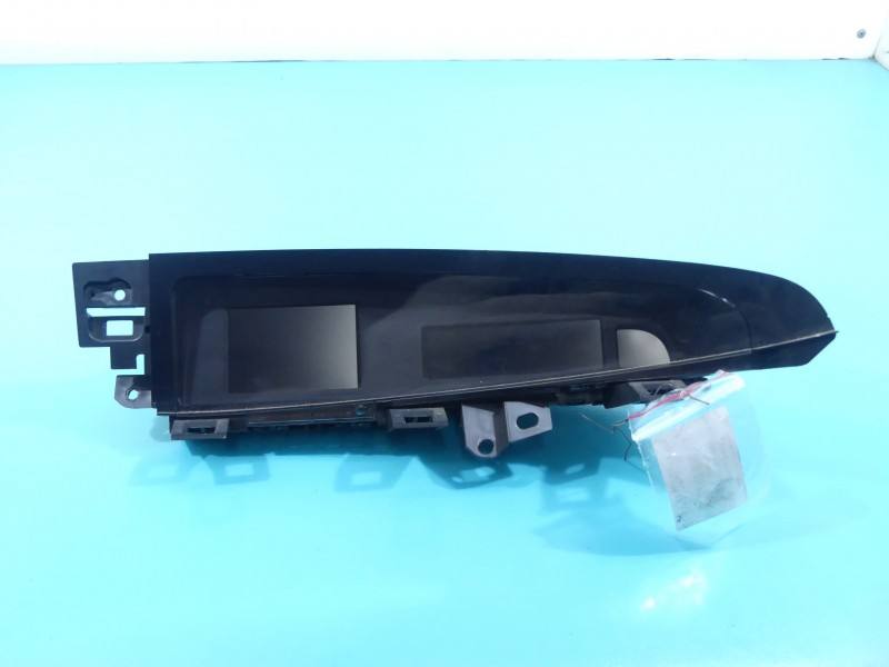 Монітор дисплей бортовий комп'ютер Mazda 3 BBP3611J0B — фото деталі 3
