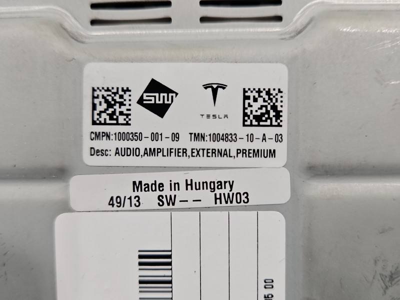 Аудиоусилитель усилитель звука Tesla Model S 1000350-001-09 — фото детали 5