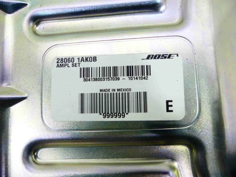 Аудіопідсилювач підсилювач звуку Nissan Murano 280601AK0B — фото деталі 3