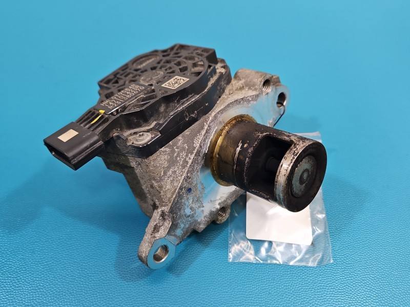 Клапан EGR Renault Express 147101423R