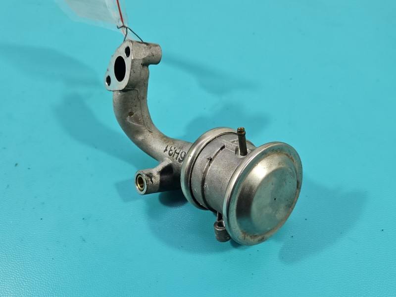 Клапан EGR Audi Q7 06E131102M