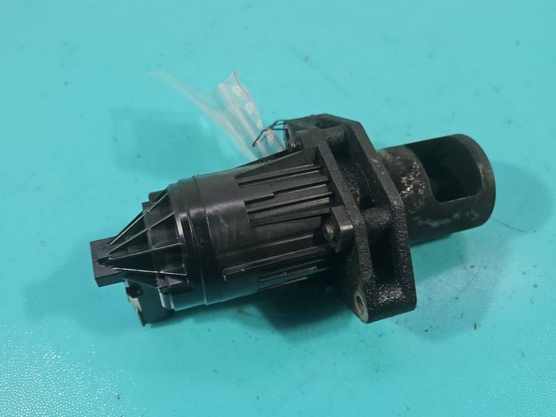 Клапан EGR Opel Insignia 55578264
