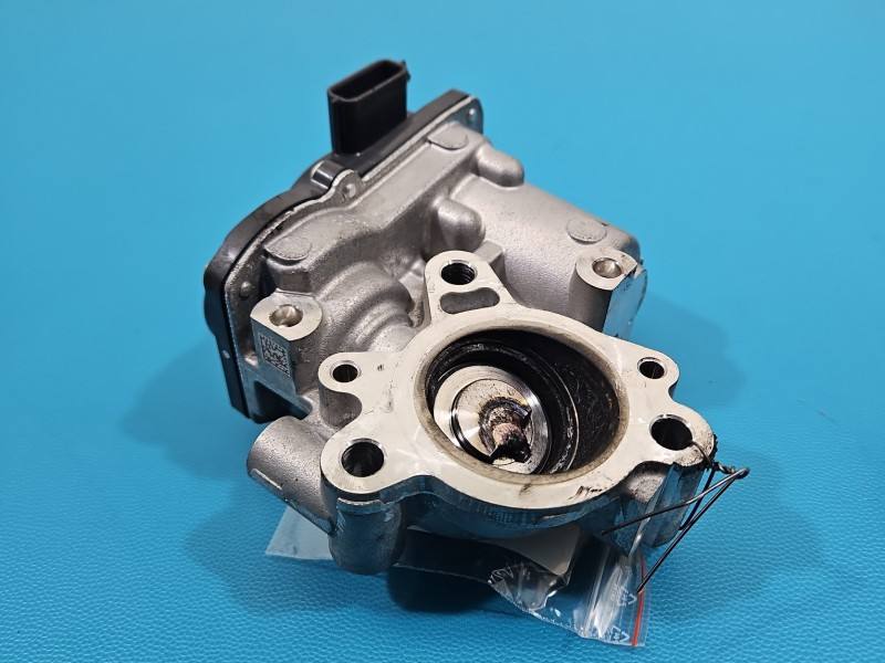 Клапан EGR Renault Trafic 147100361R
