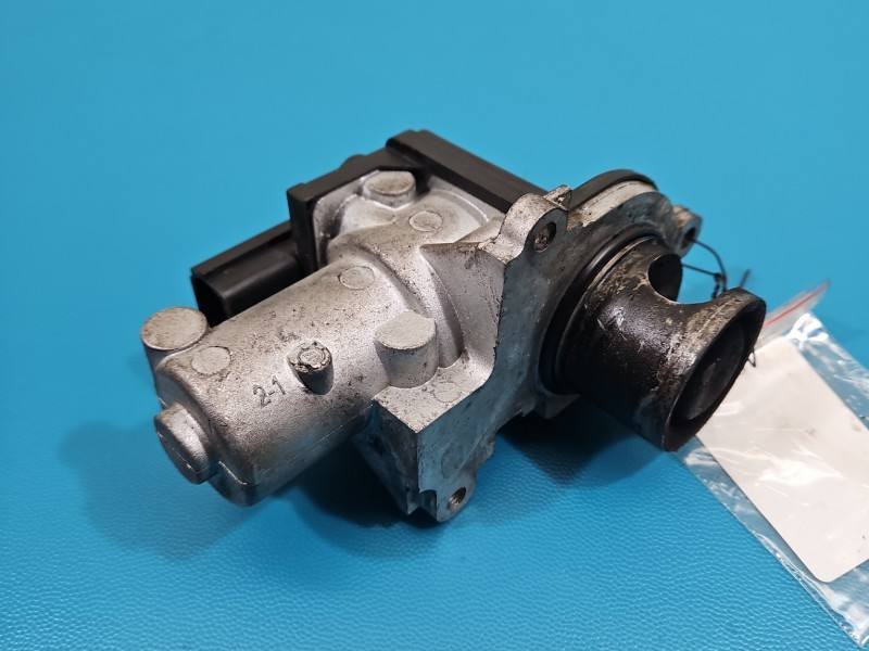 Клапан EGR Audi Q7 057131501E