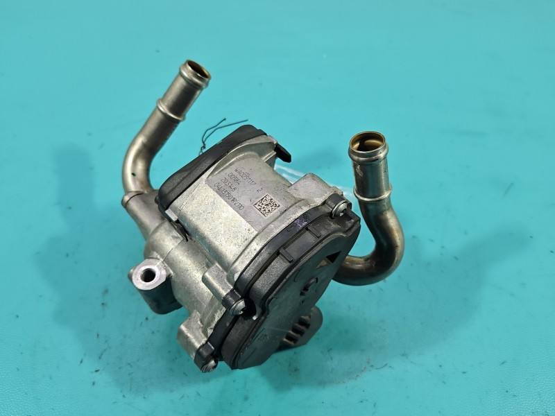 Клапан EGR Skoda Superb 3 04L131501R