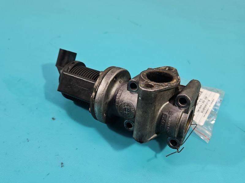 Клапан EGR Opel Vectra C 55204250