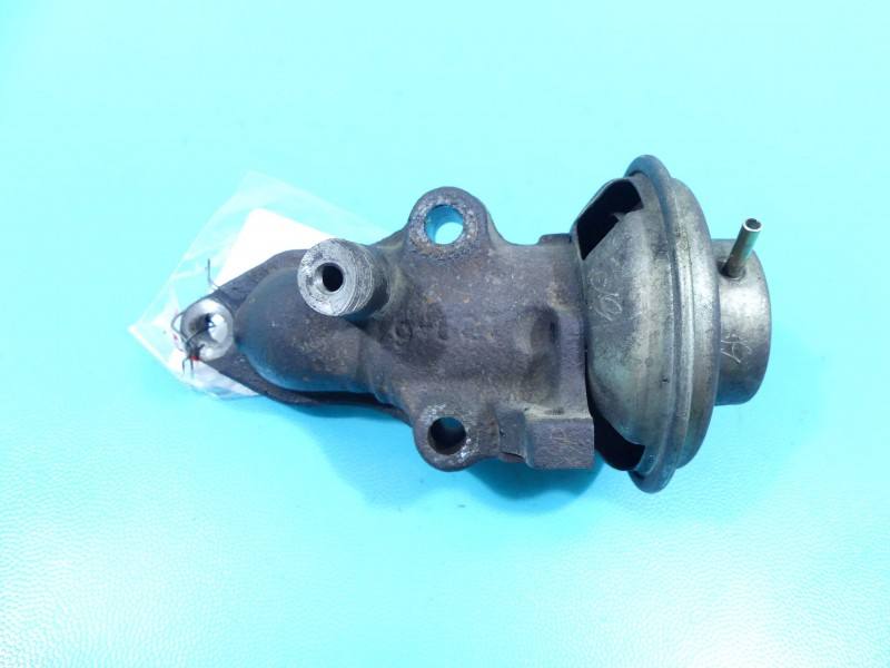 Клапан EGR Toyota Avensis T22 25800-27010 — фото деталі 2