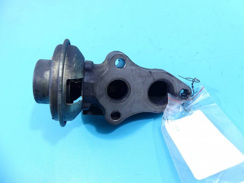 Клапан EGR Toyota Avensis T22 25800-27010 — фото деталі 6