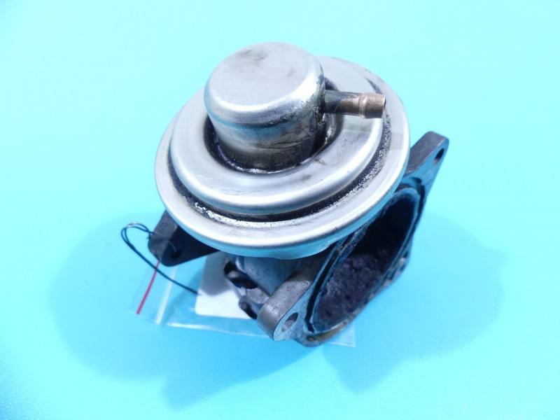 Клапан EGR Dodge Caliber 038129637D