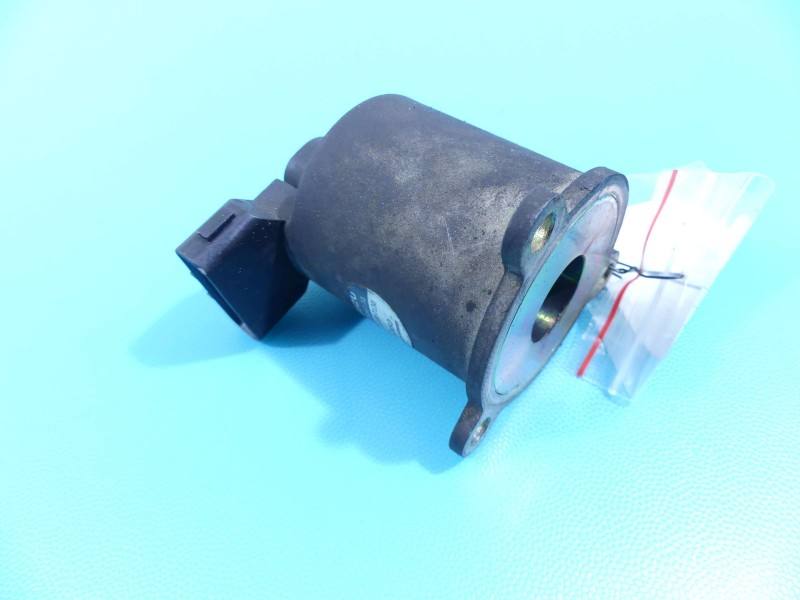 Клапан EGR Opel Astra H 8973586130