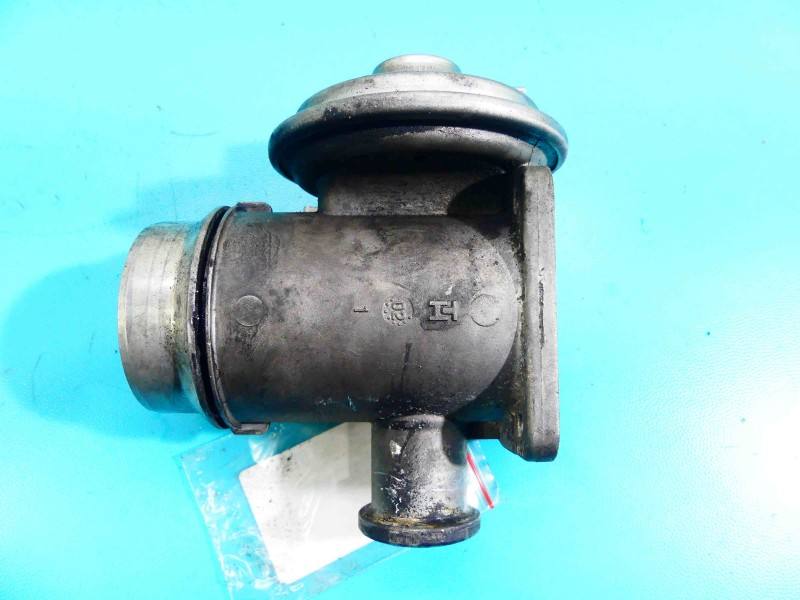 Клапан EGR BMW 7 E65 7789999
