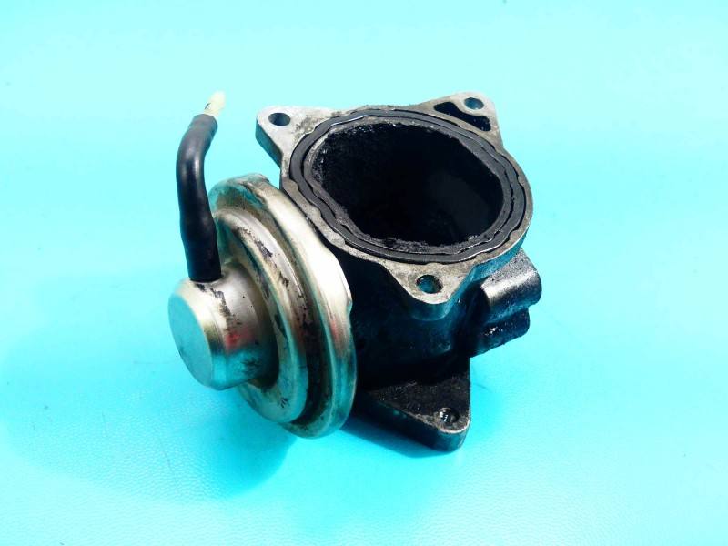 Клапан EGR Audi A3 8P 038129637D