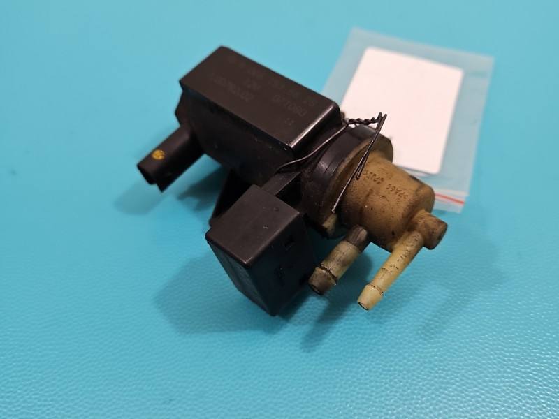 Вакуумный клапан Mercedes B W245 A0061536628