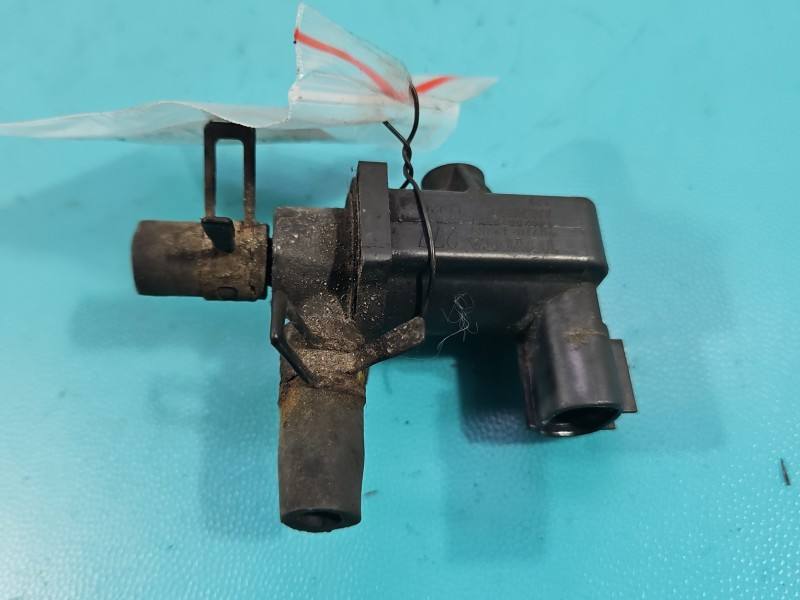 Вакуумный клапан Toyota Prius 90910-12259