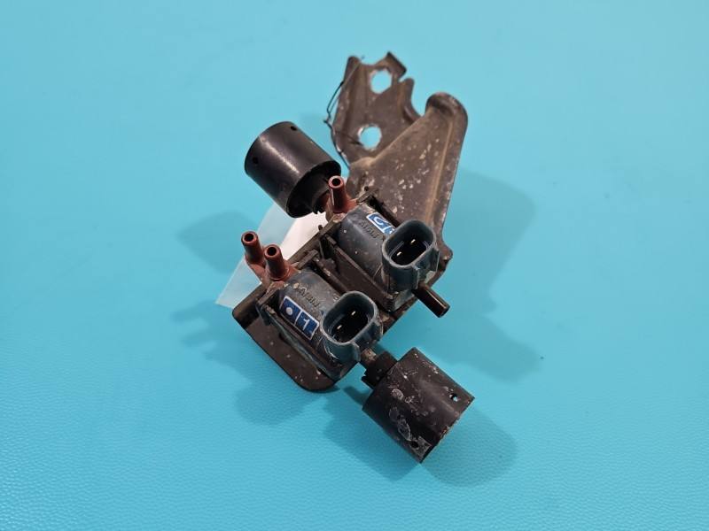 Вакуумный клапан Toyota Rav4 85440-42020