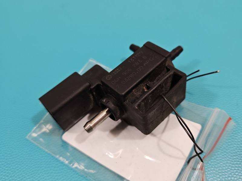 Вакуумний клапан турбіни Audi A4 B8 06H906283B