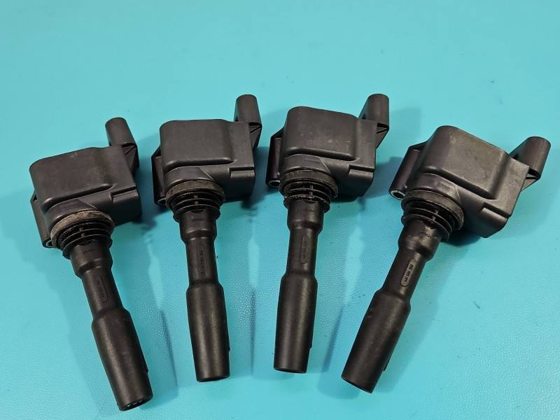Катушка зажигания модуль Seat Ateca 05E905110A
