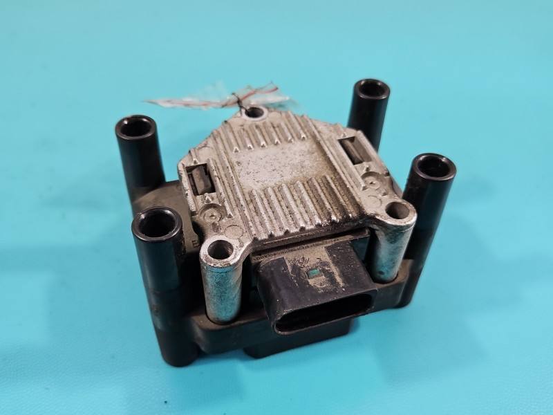 Котушка запалювання модуль Skoda Fabia 1 06B905106A