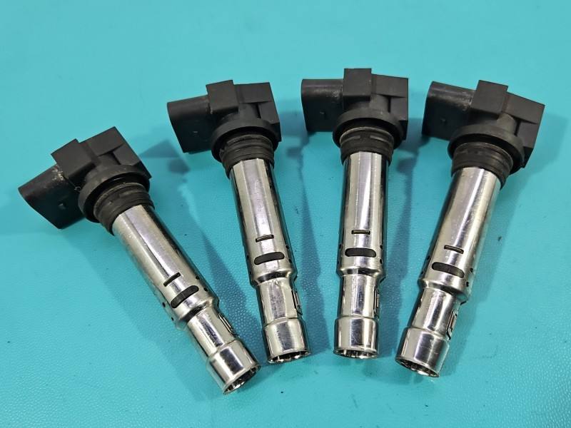 Катушка зажигания модуль Volkswagen Tiguan 036905715C