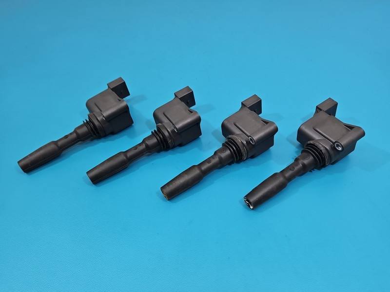 Котушка запалювання модуль Volkswagen Tiguan 05E905110