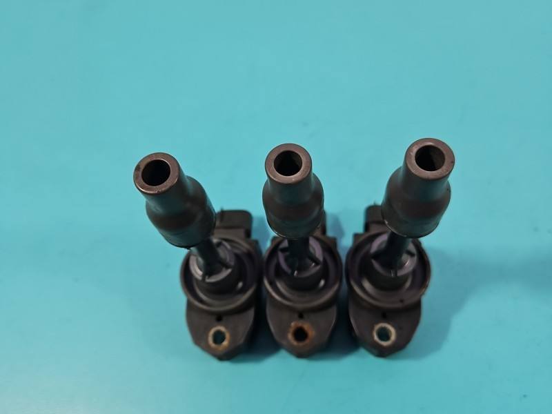 Котушка запалювання модуль Toyota Aygo 90919-02281 — фото деталі 3