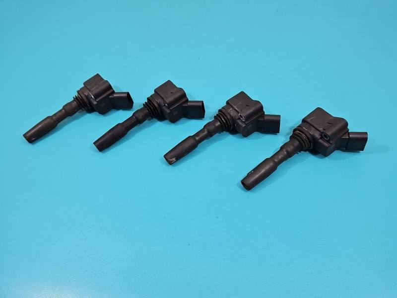 Котушка запалювання модуль Volkswagen Golf 7 04E905110E