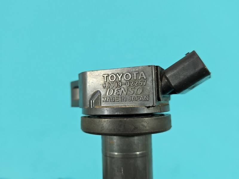 Котушка запалювання модуль Toyota Yaris 3 90919-02257 — фото деталі 4