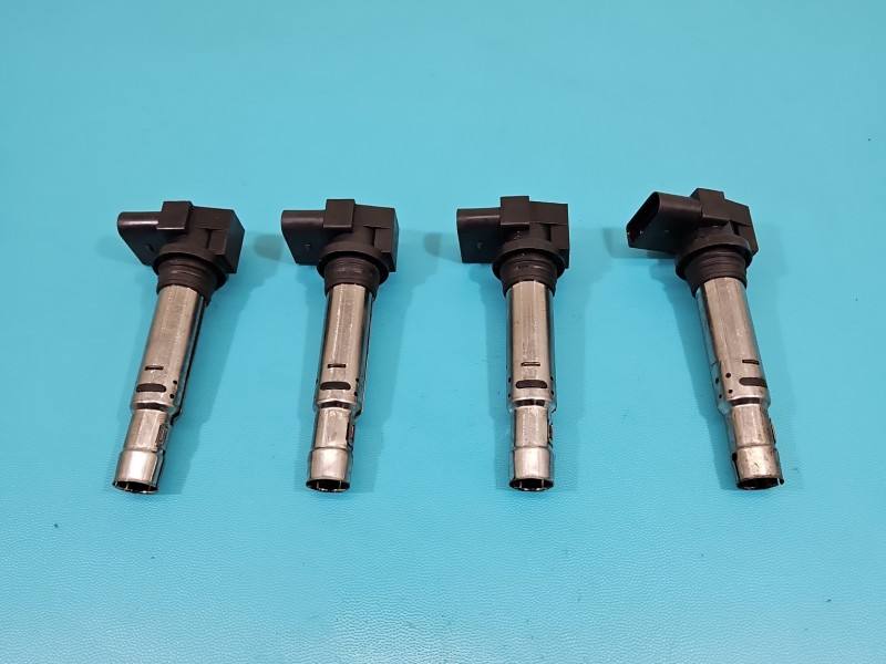 Катушка зажигания модуль Volkswagen Tiguan 036905715G — фото детали 3
