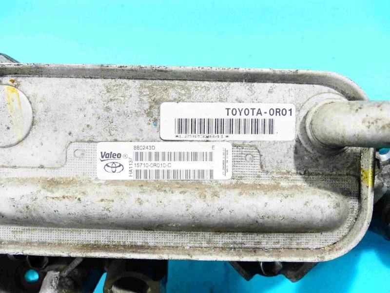 Масляний радіатор теплообмінник Toyota Avensis T27 15710-0R010-C — фото деталі 5