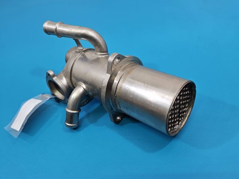 Радіатор EGR вихлопних газів Audi A4 B9 989423