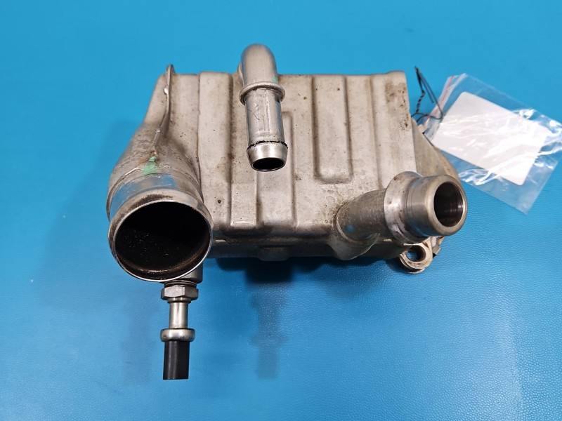 Радіатор EGR вихлопних газів Opel Astra K 55484809 — фото деталі 2