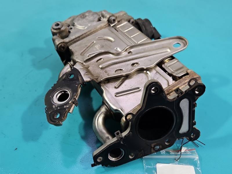 Радіатор EGR вихлопних газів Mercedes E W213 A6541407600 — фото деталі 7
